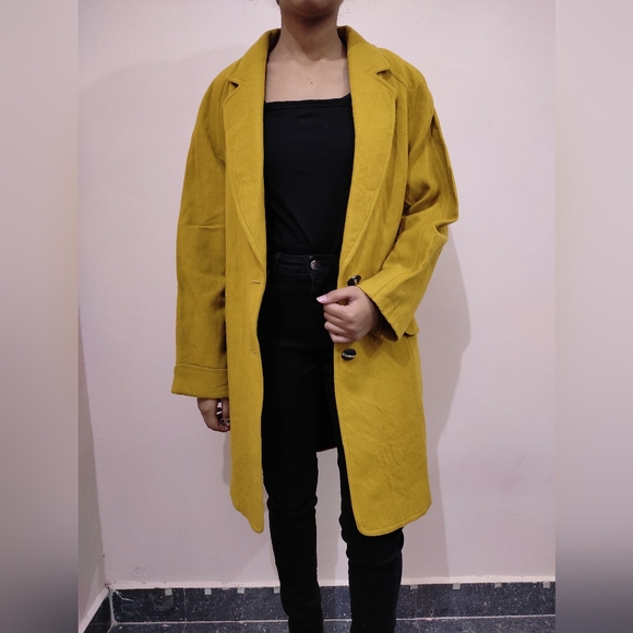 🌈Yellow coat - Picture 7 of 8